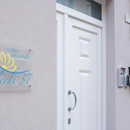 Casa Verdi 37 Acquamarina * Porto Sant'Elpidio